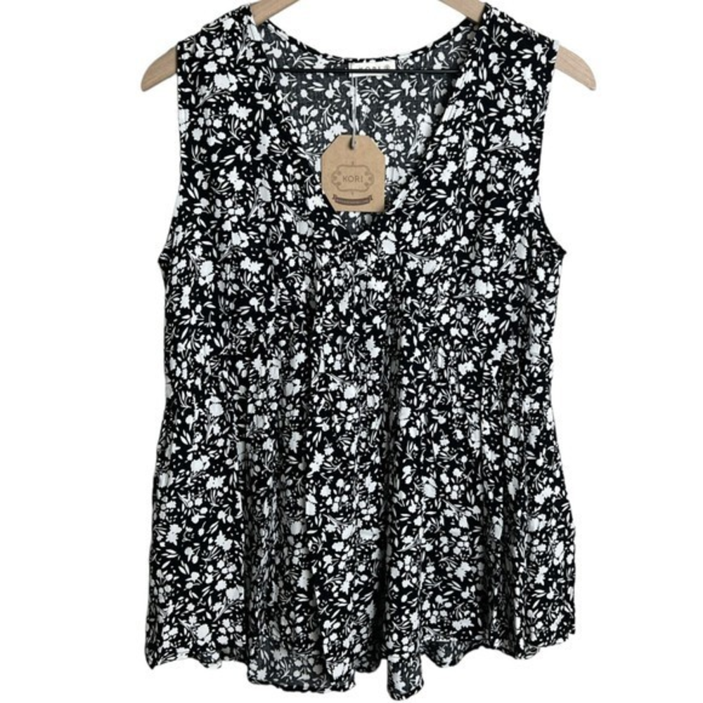 Kori Womens Black And White Floral‎ Sleeveless Blouse Size Small NWT